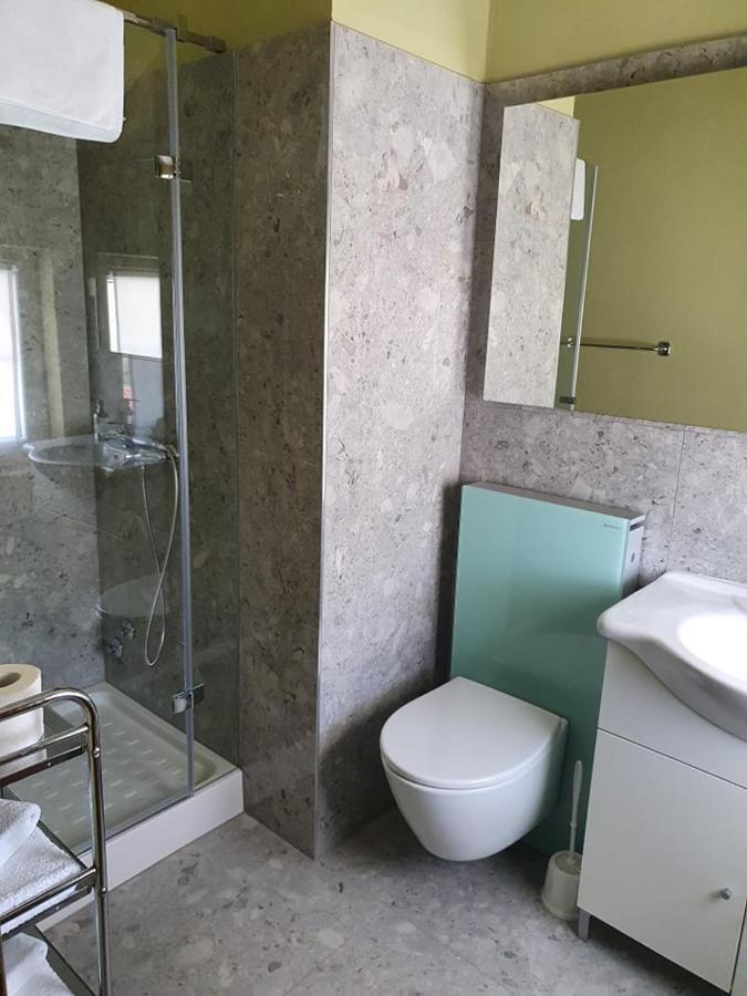 The Blue House Hotel Толмин Екстериор снимка